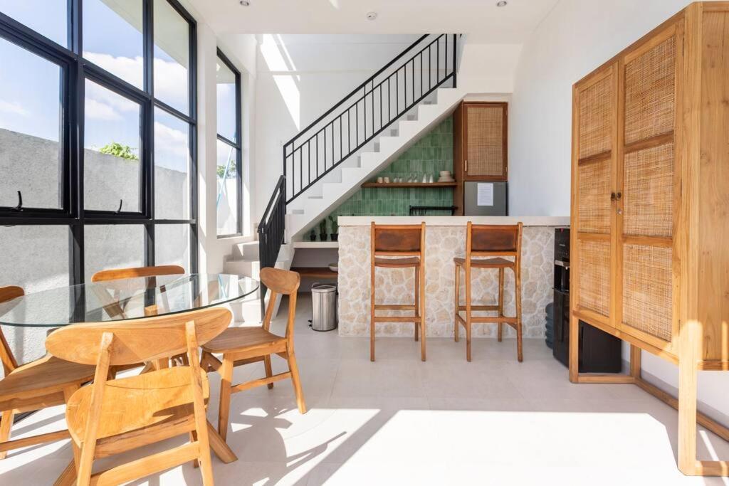 Green Twin - Cosy 2 Bdr Central Villa W/Pool. Dalung  エクステリア 写真