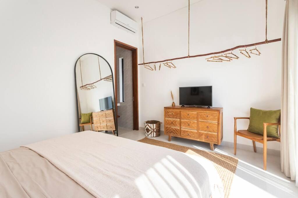 Green Twin - Cosy 2 Bdr Central Villa W/Pool. Dalung  エクステリア 写真